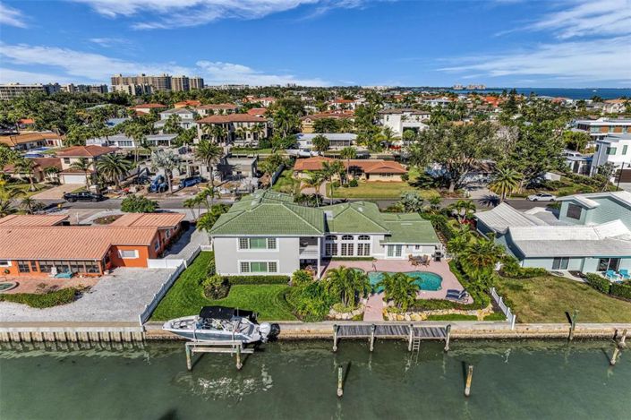 Image No.5-3 Bed Property for sale