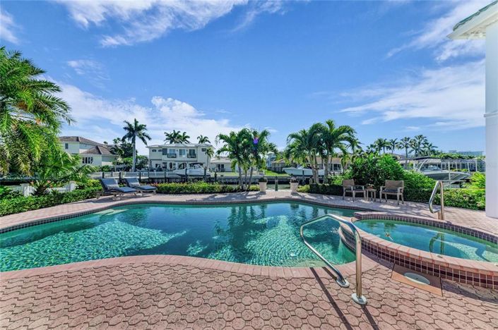 Image No.59-3 Bed Property for sale