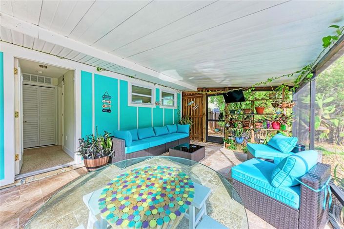 Image No.27-3 Bed Property for sale