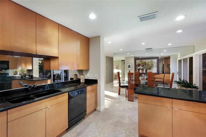 Image No.18-3 Bed Property for sale