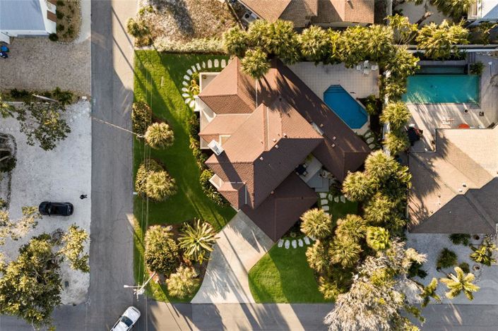 Image No.3-3 Bed Property for sale