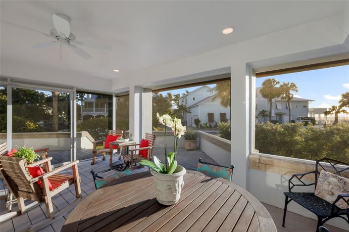 Image No.44-3 Bed Property for sale