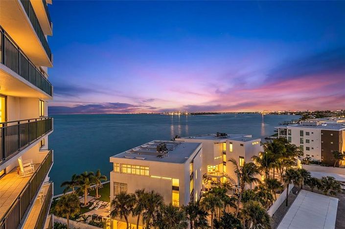 Image No.20-2 Bed Property for sale