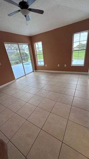 Image No.25-4 Bed Property for sale