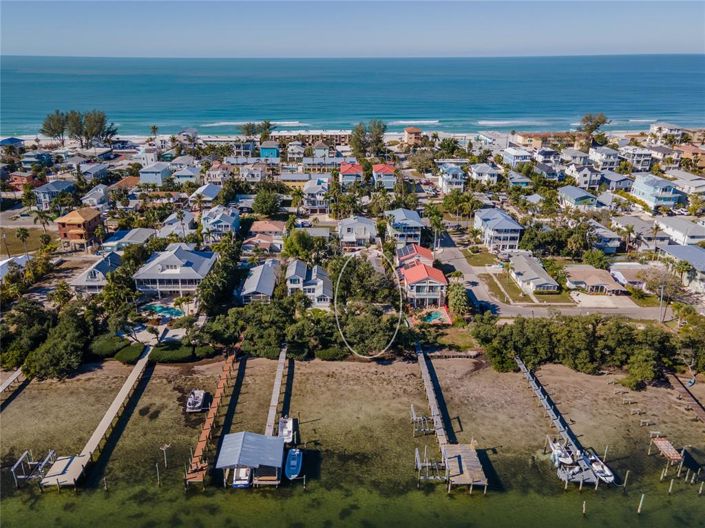 Image No.11-2 Bed Property for sale