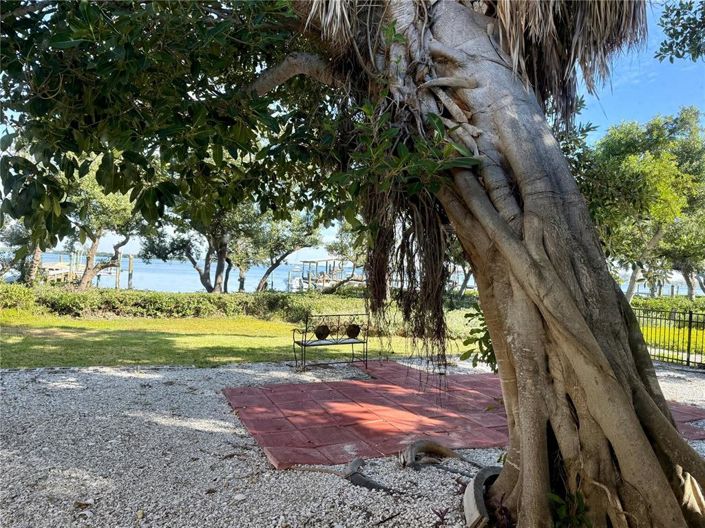 Image No.19-2 Bed Property for sale