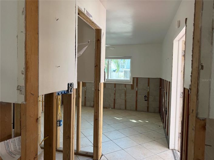 Image No.20-2 Bed Property for sale