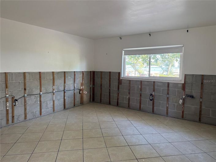 Image No.22-2 Bed Property for sale