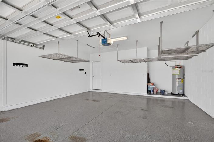 Image No.4-4 Bed Property for sale