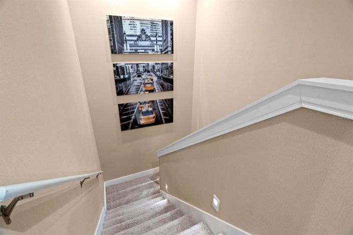 Image No.18-4 Bed Townhouse for sale