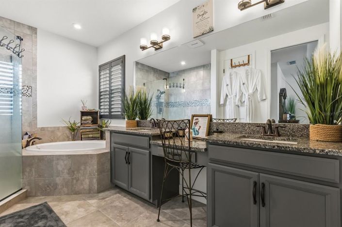 Image No.21-4 Bed Property for sale