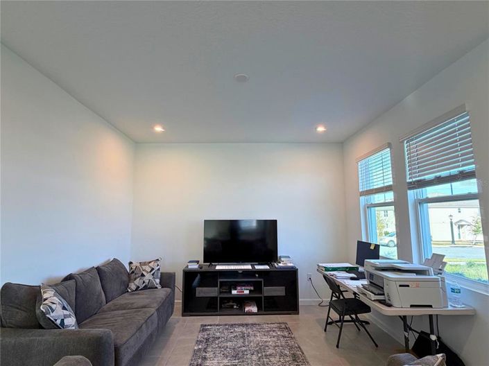 Image No.13-3 Bed Townhouse for sale