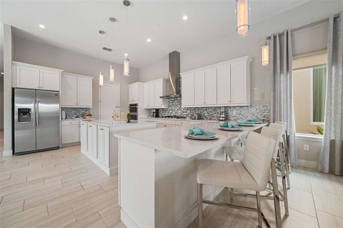 Image No.13-5 Bed Property for sale