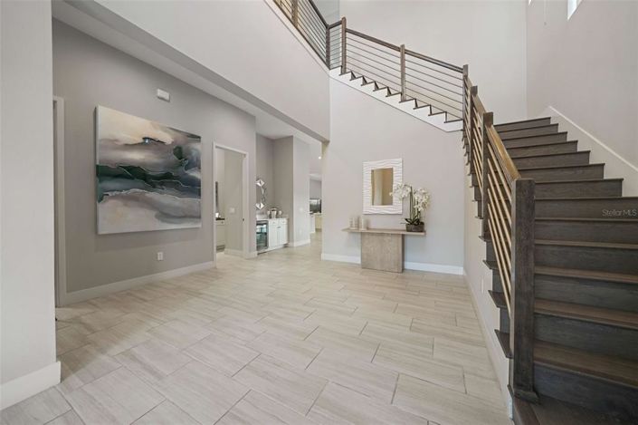 Image No.5-5 Bed Property for sale