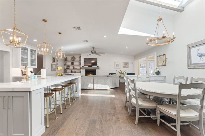 Image No.9-5 Bed Property for sale