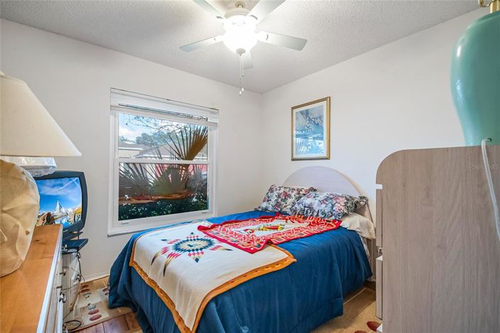 Image No.12-3 Bed Property for sale