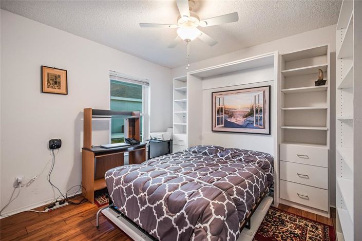 Image No.17-3 Bed Property for sale