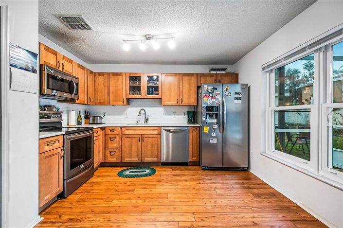 Image No.6-3 Bed Property for sale