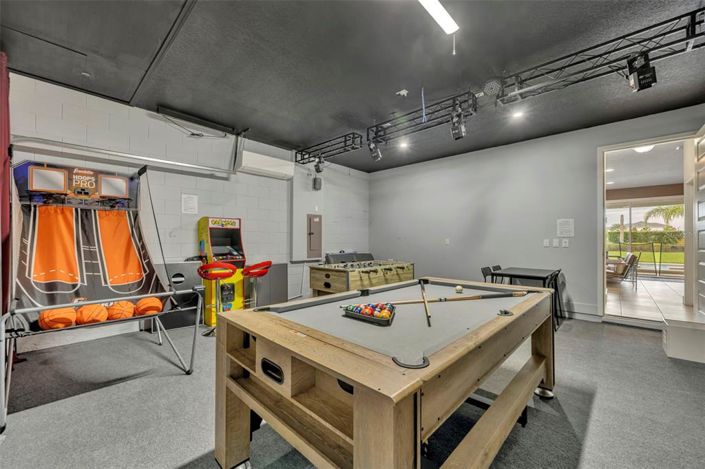 Image No.18-5 Bed Property for sale