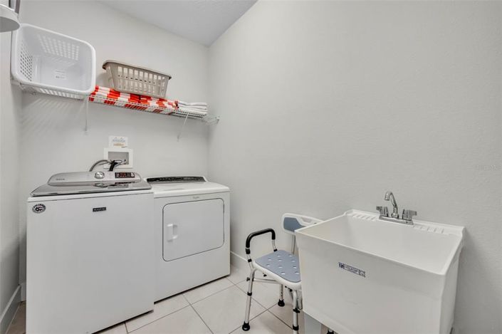 Image No.19-5 Bed Property for sale