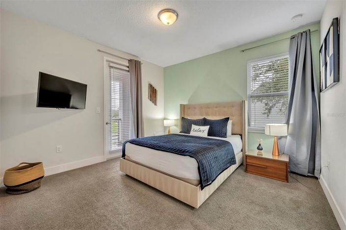 Image No.32-5 Bed Property for sale