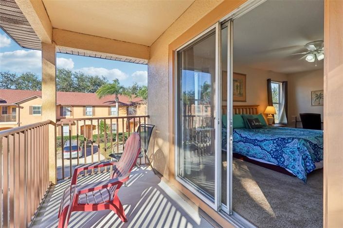 Image No.13-4 Bed Townhouse for sale