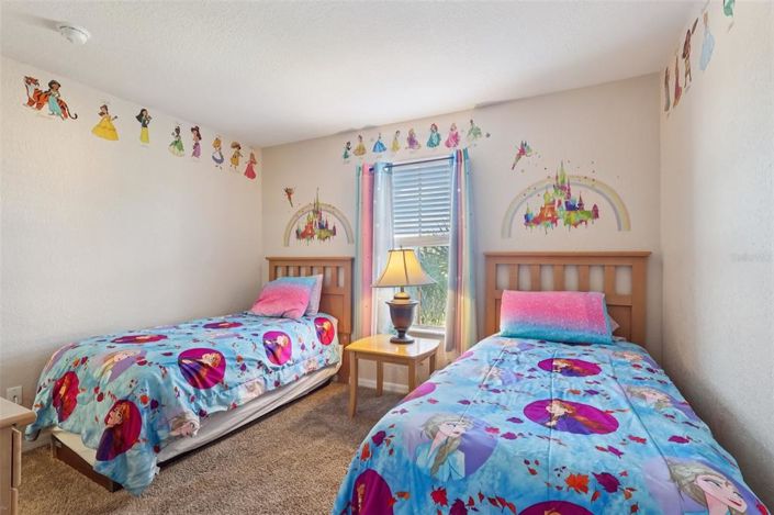 Image No.20-4 Bed Townhouse for sale