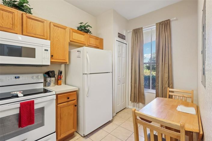 Image No.8-4 Bed Townhouse for sale