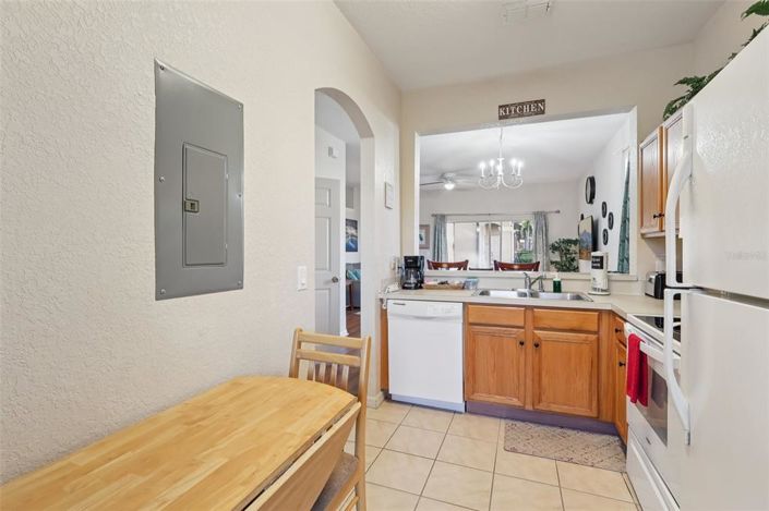 Image No.9-4 Bed Townhouse for sale