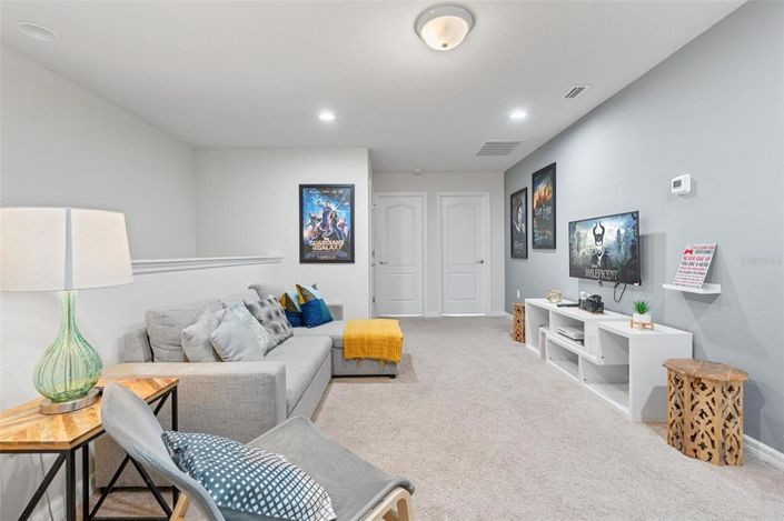 Image No.23-5 Bed Townhouse for sale