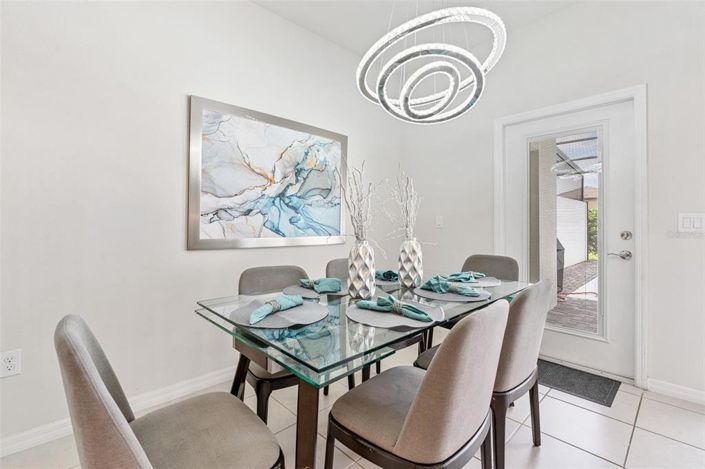 Image No.39-5 Bed Townhouse for sale