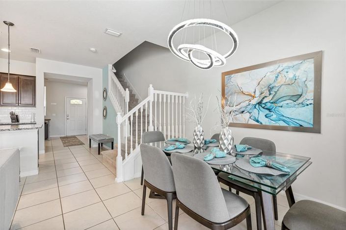 Image No.42-5 Bed Townhouse for sale