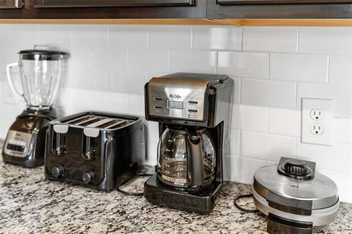 Image No.51-5 Bed Townhouse for sale