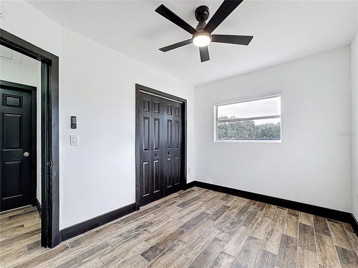 Image No.26-5 Bed Property for sale