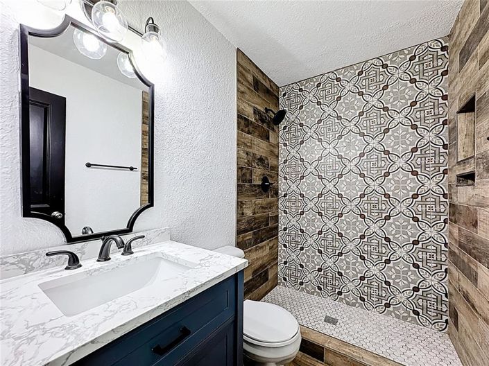 Image No.33-5 Bed Property for sale