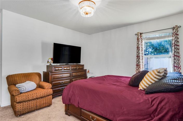 Image No.26-4 Bed Property for sale