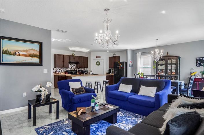 Image No.7-4 Bed Property for sale