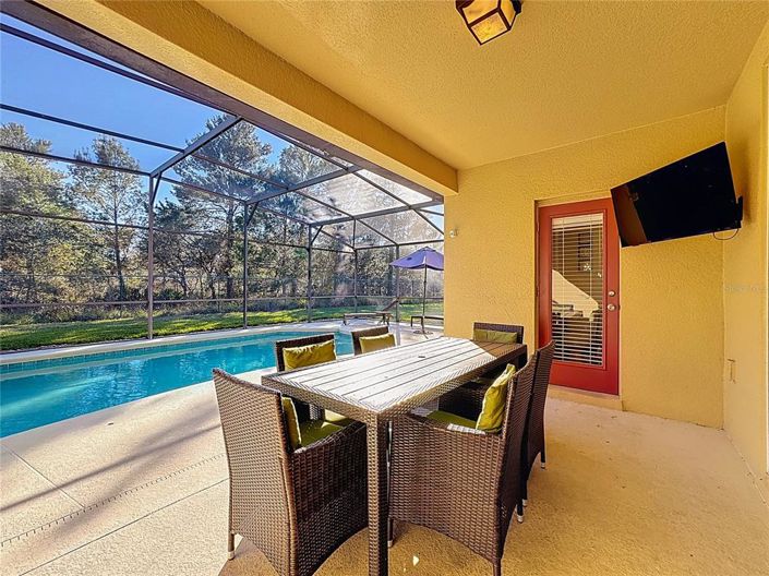 Image No.10-5 Bed Property for sale