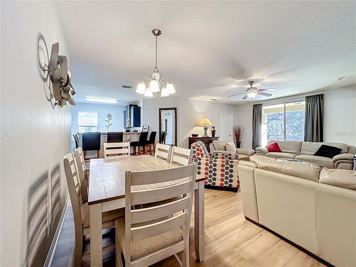 Image No.20-5 Bed Property for sale