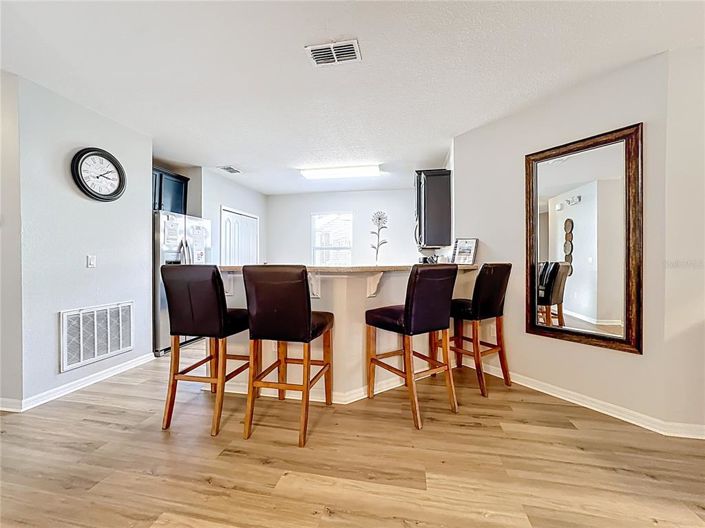 Image No.22-5 Bed Property for sale