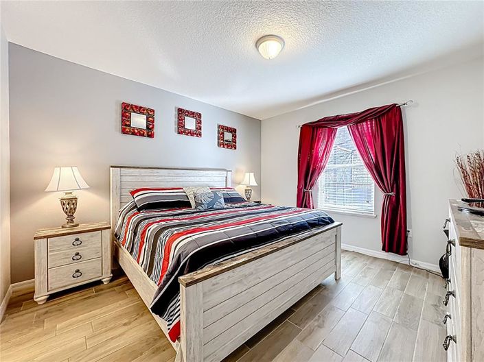 Image No.46-5 Bed Property for sale