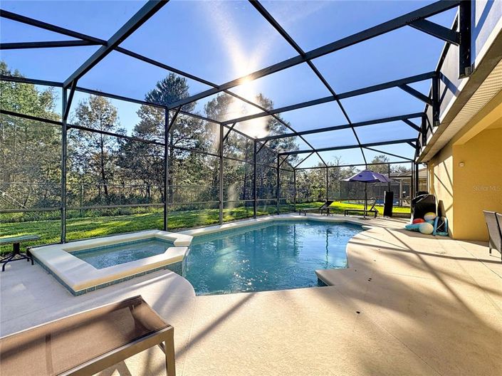 Image No.8-5 Bed Property for sale