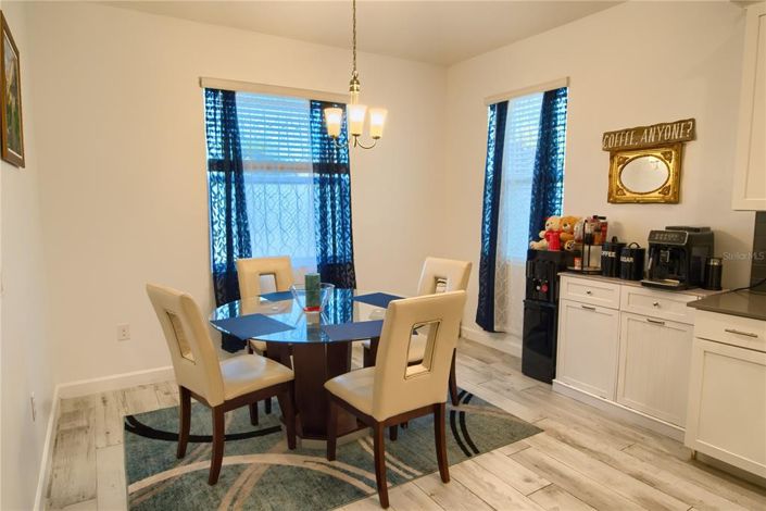 Image No.20-4 Bed Property for sale