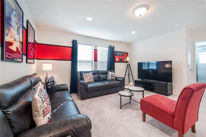 Image No.13-5 Bed Property for sale