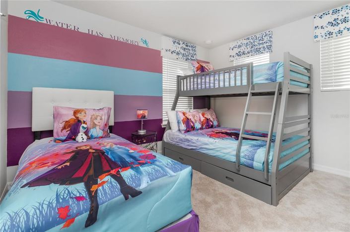 Image No.22-5 Bed Property for sale