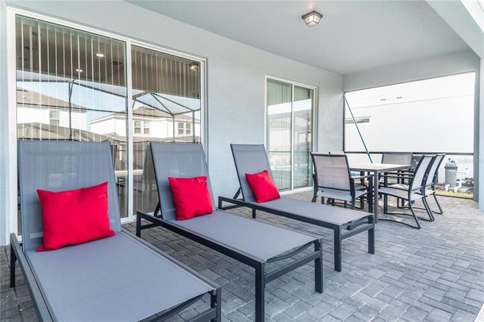 Image No.27-5 Bed Property for sale