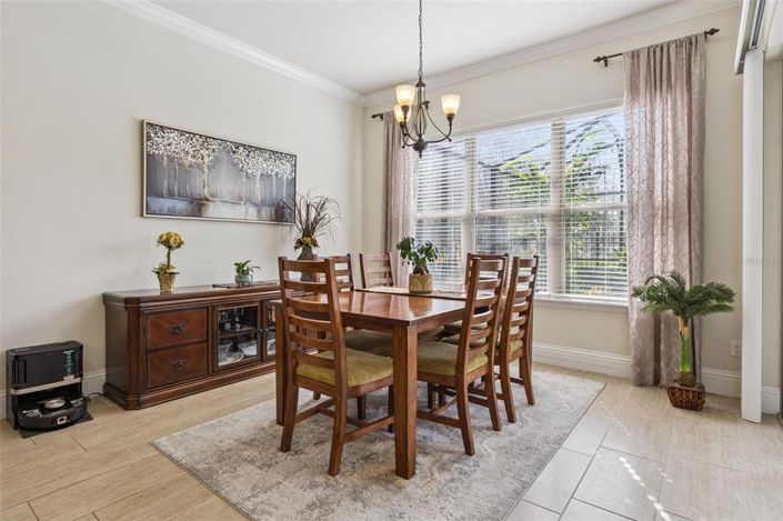 Image No.20-5 Bed Property for sale