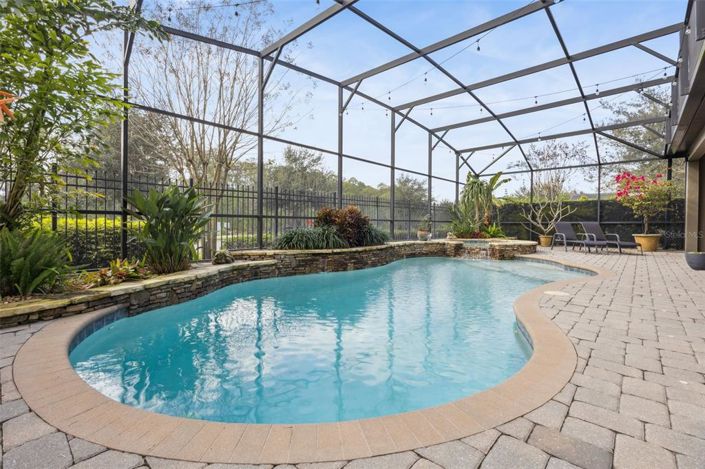 Image No.3-5 Bed Property for sale