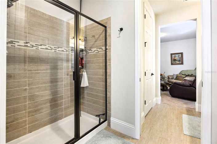 Image No.45-5 Bed Property for sale