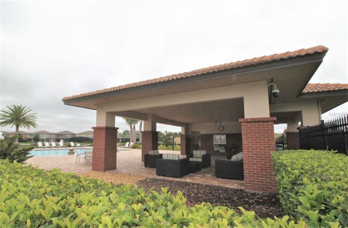 Image No.60-5 Bed Property for sale